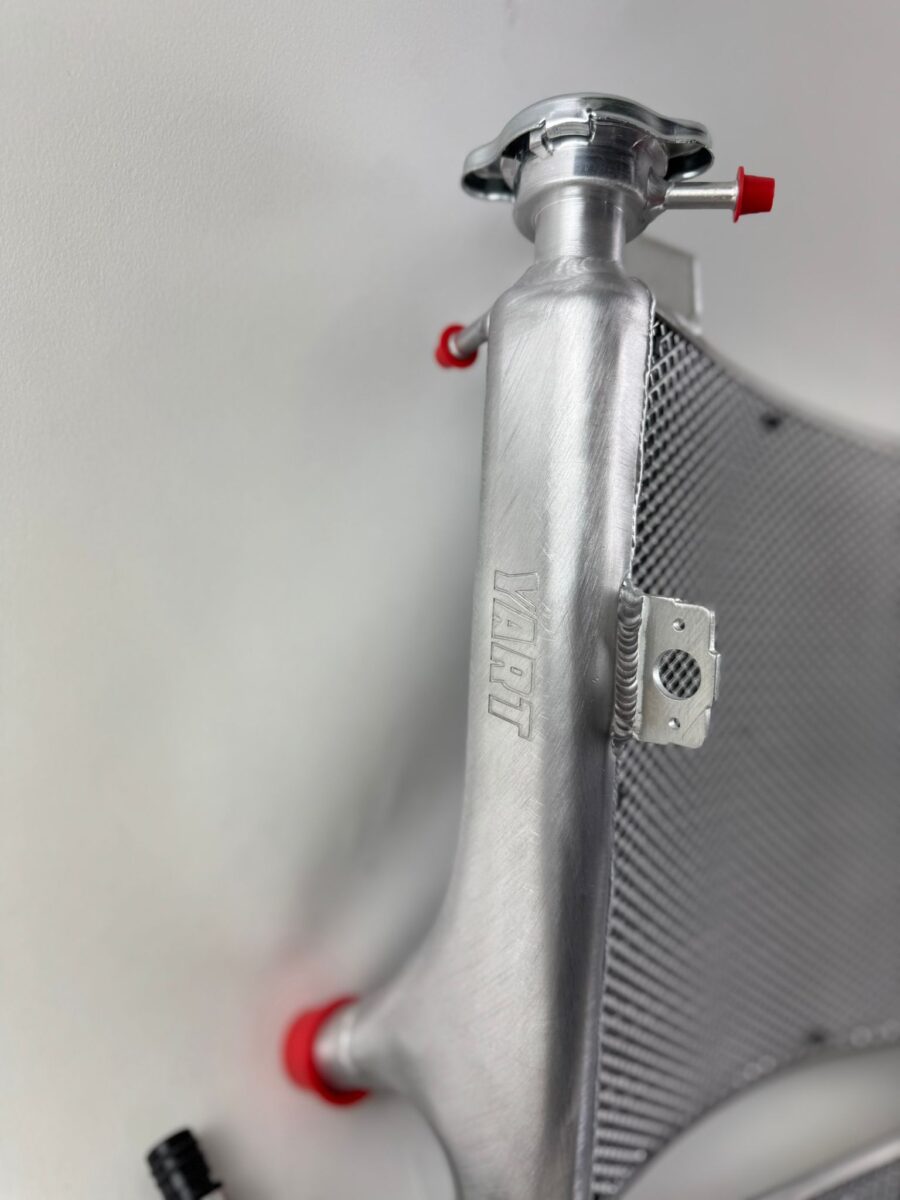 YZF-R9 WSSP Oil- Waterradiator 2025 - Image 3