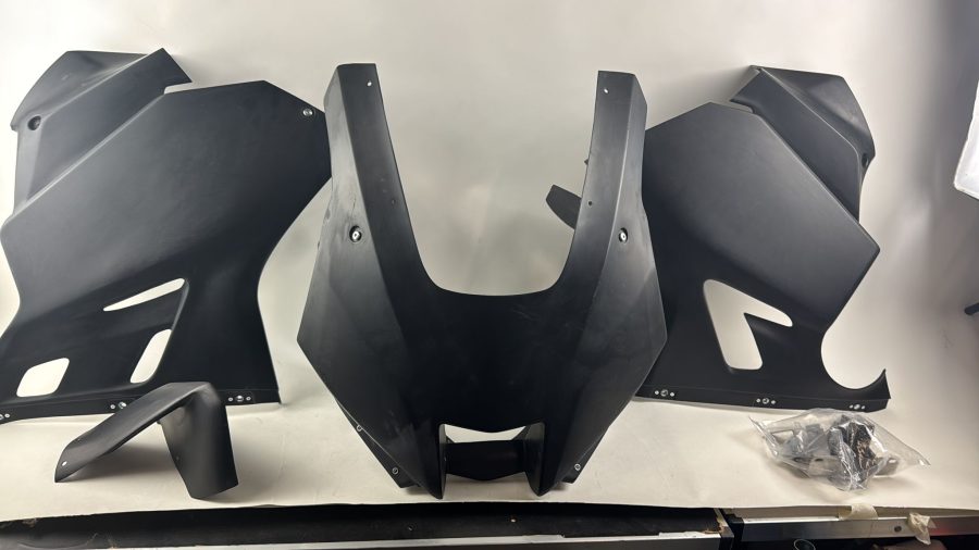 YAMAHA YZF-R9 2025 GYTR Fiberglass Fairing KIT